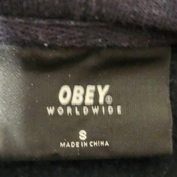 OBEY Men's Navy Blue Hoodie, cotton thick - Picture 3 of 3